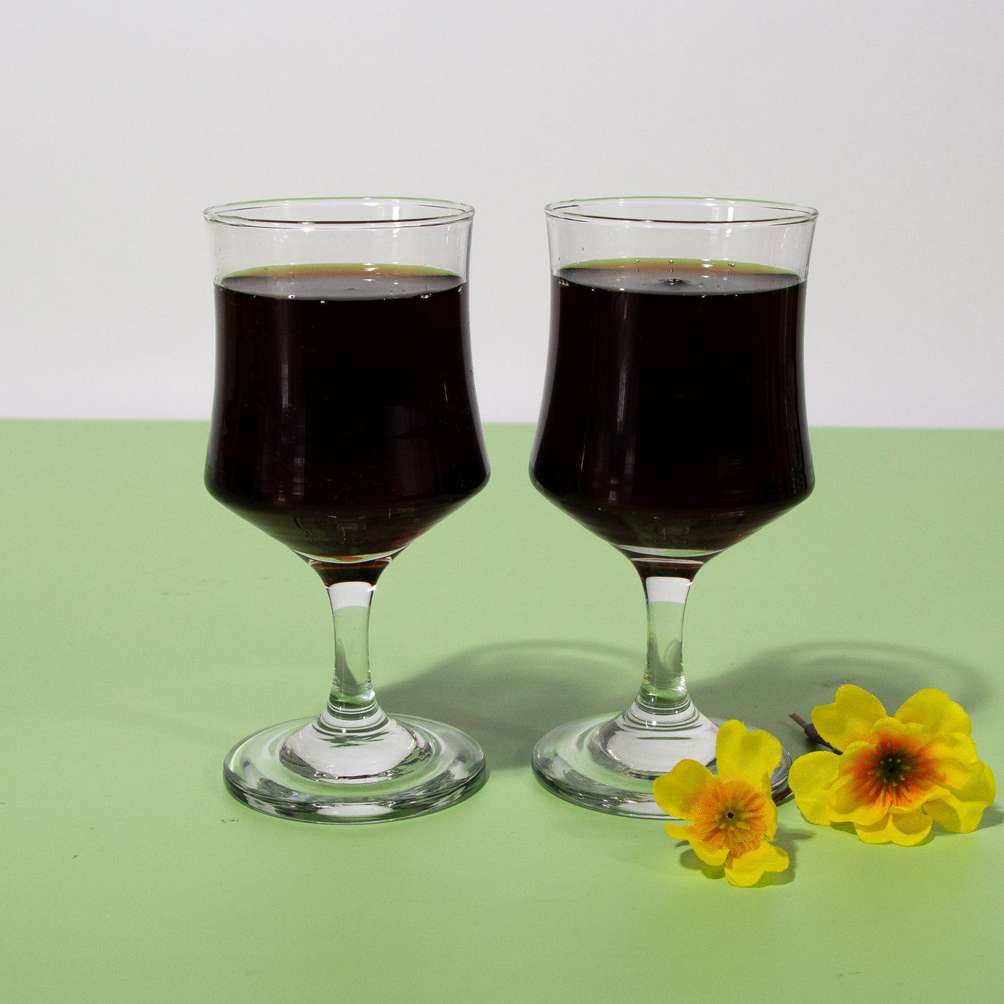 Vintage Clear Glass Tapered Wine Glasses, 1990s
