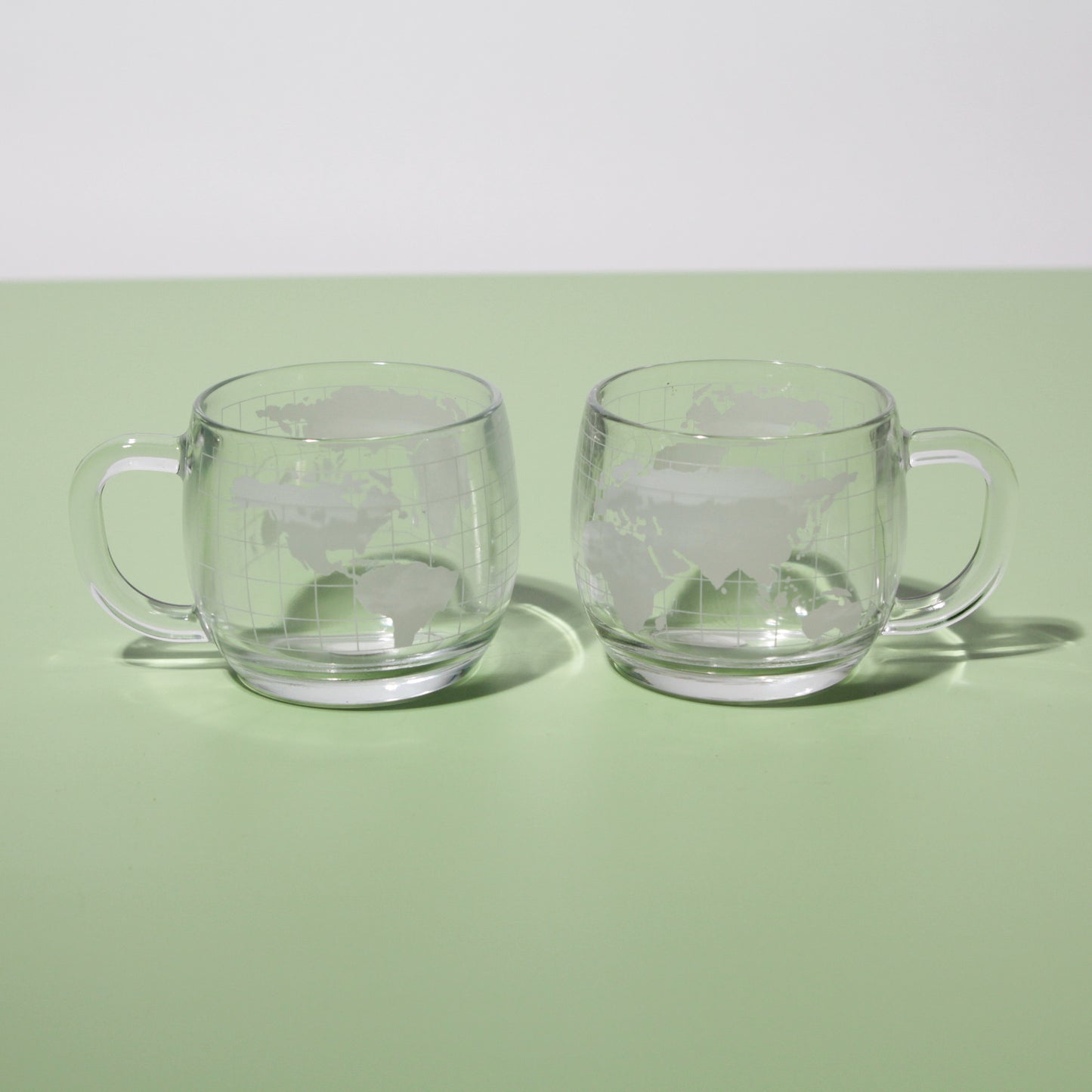 Vintage 1970s Clear Globe Mugs, Set of 2
