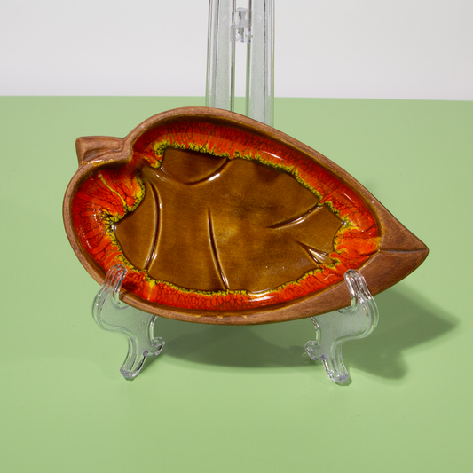 Vintage Ceramic Leaf Ashtray, Catch-all Tray, Mid-century 1950s