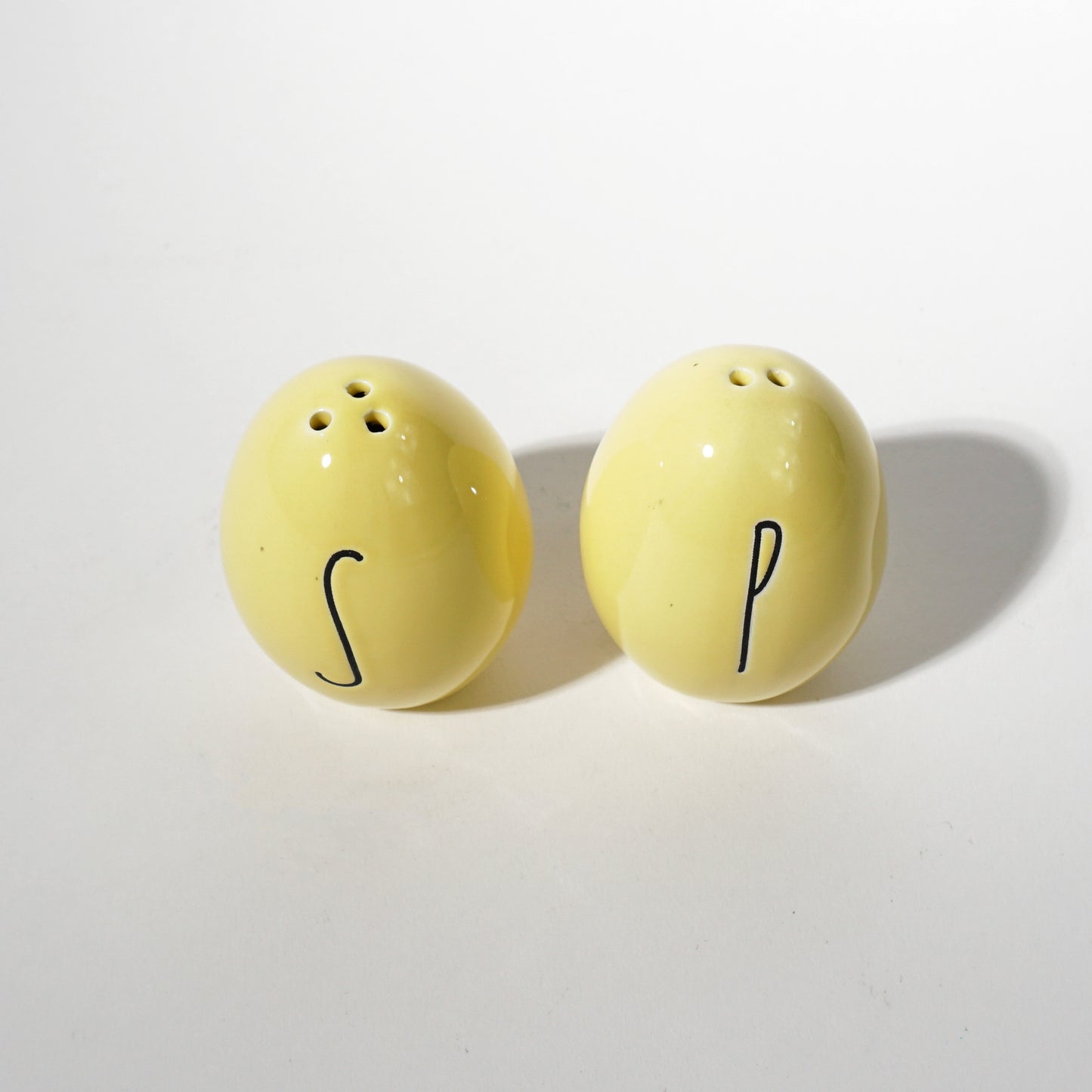 Vintage Ceramic Egg Salt & Pepper Set