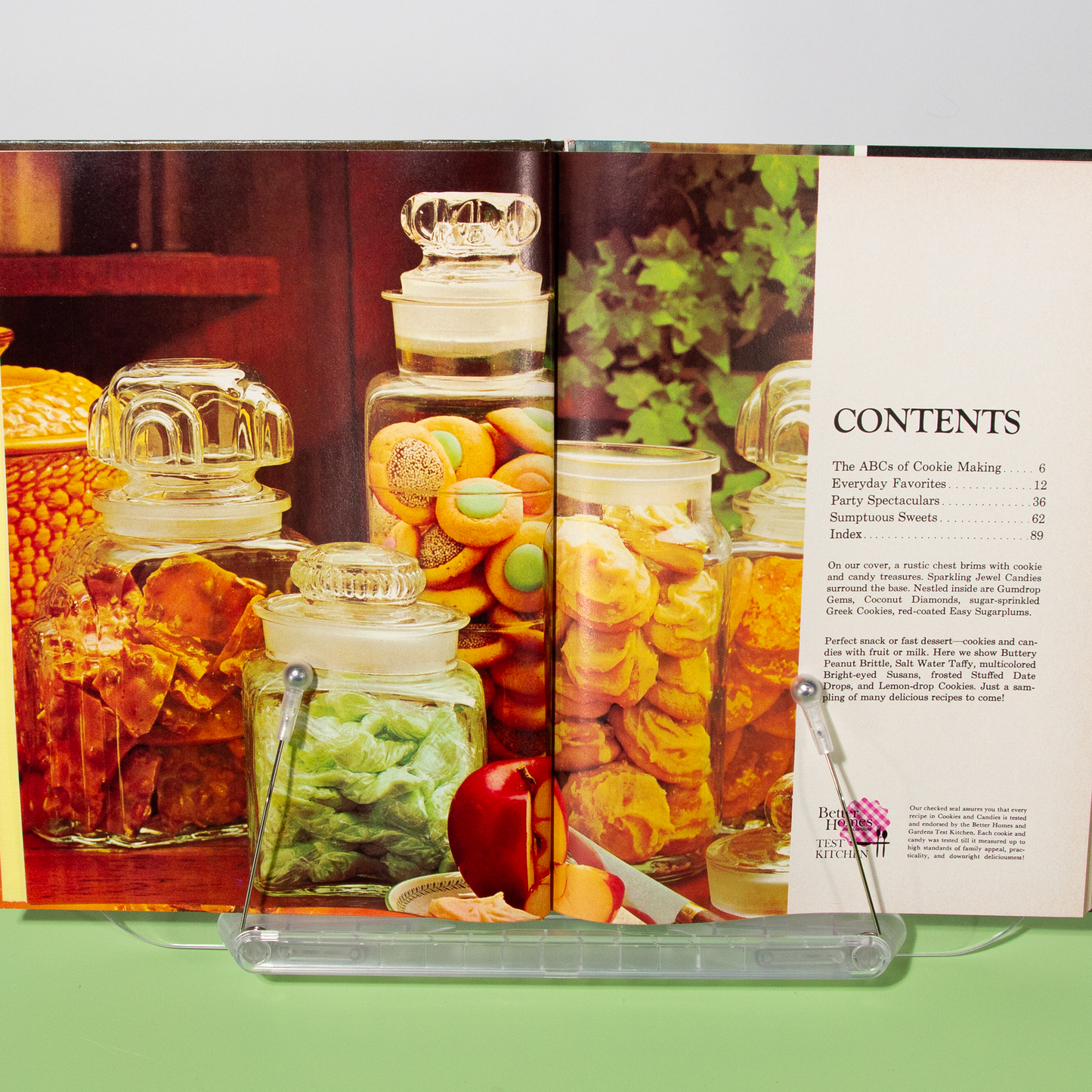 Better Homes & Gardens Cookies & Candies Cookbook, 1966